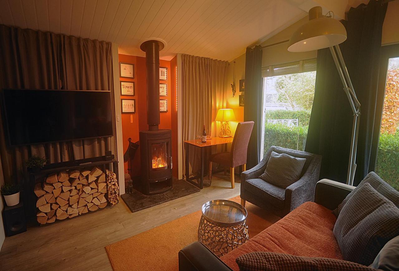 The Cabin Cheltenham Dış mekan fotoğraf
